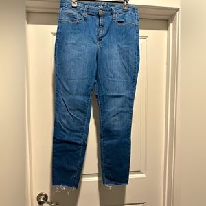 Women’s blue jeans